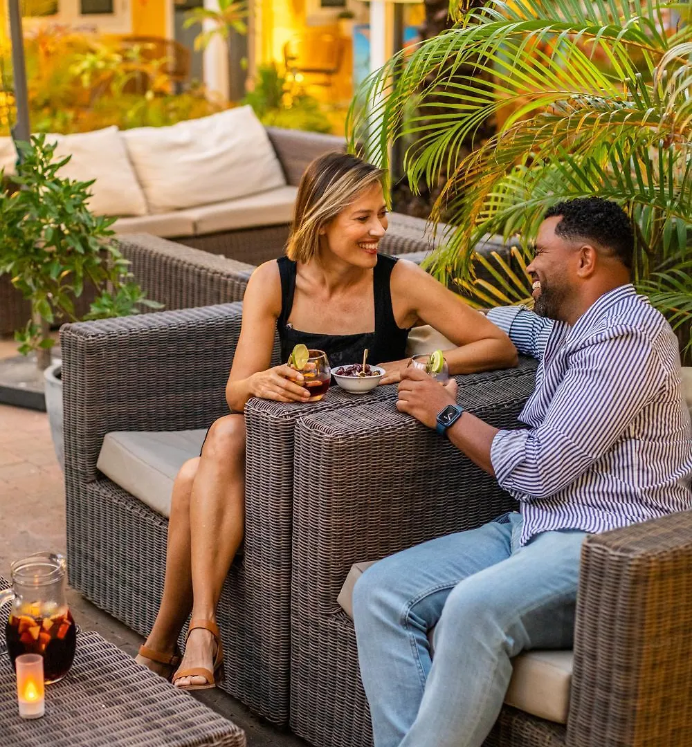 וילמסטאד Boho Bohemian Boutique Hotel 2*,